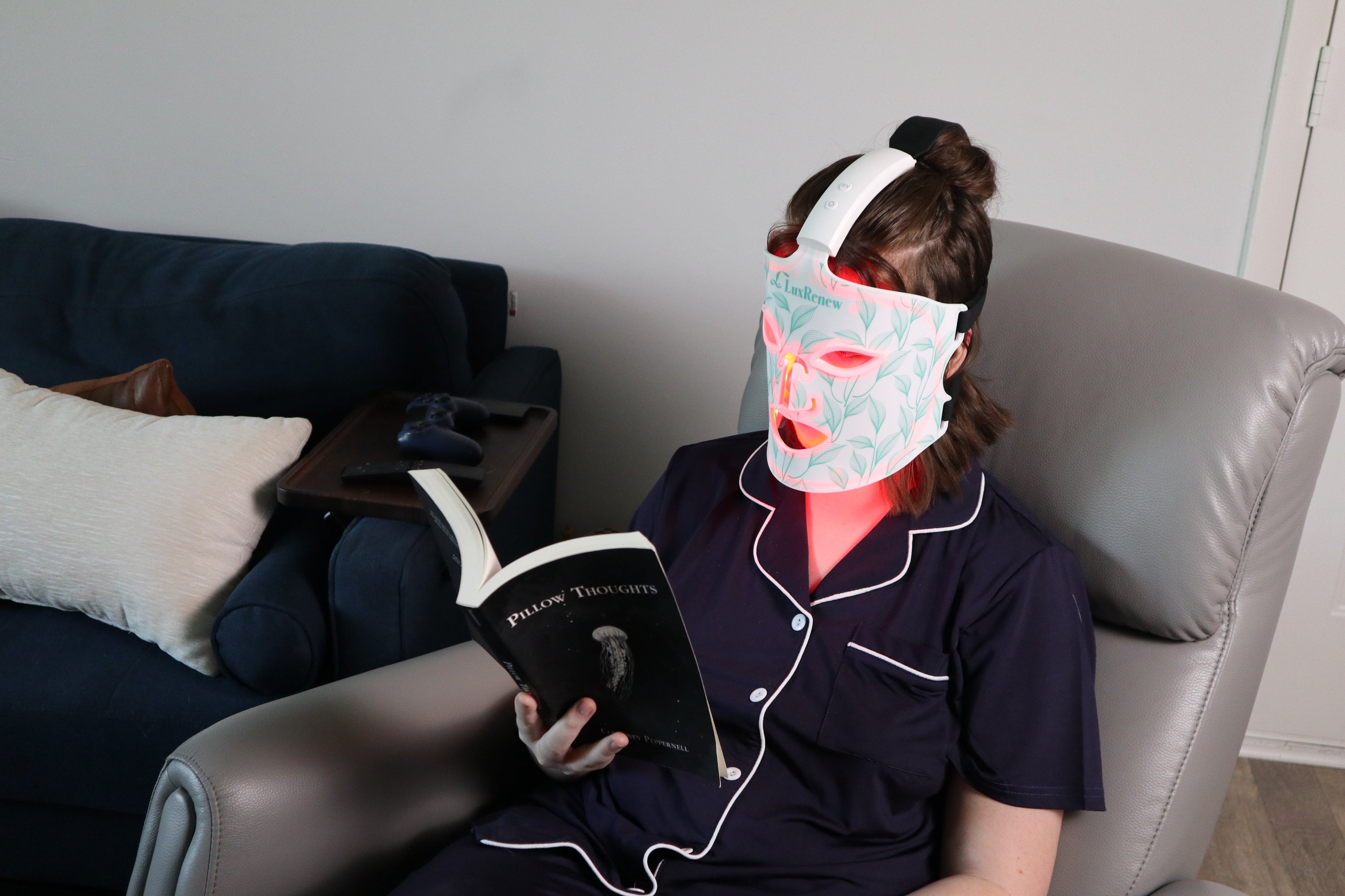 5 Reasons You Need LuxRenew Red Light Therapy This Fall